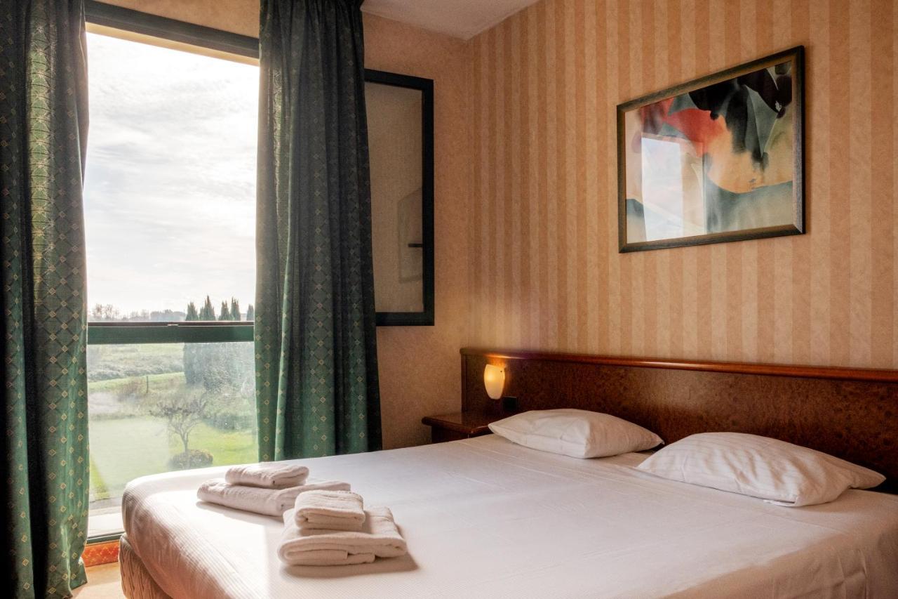 Meditur Hotel Pisa Migliarino Pisano Εξωτερικό φωτογραφία